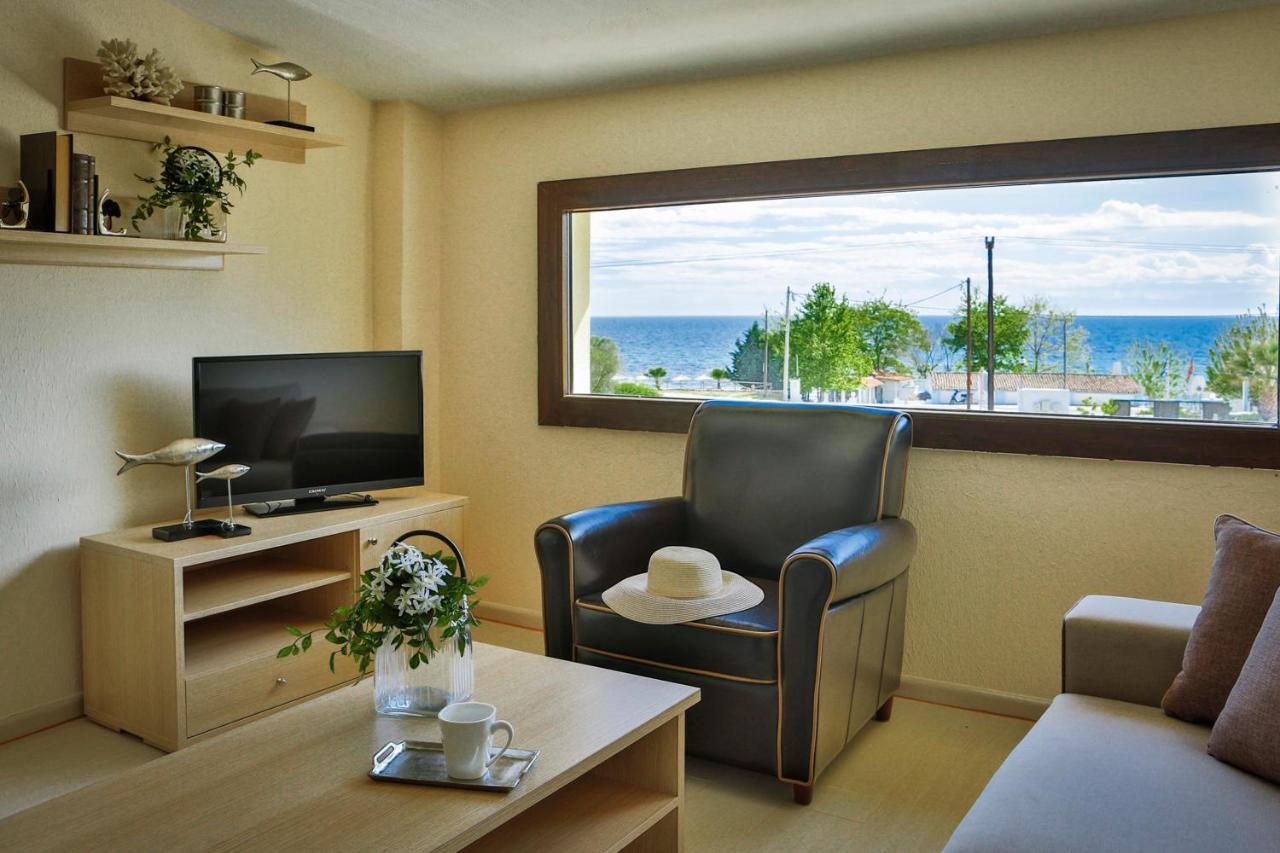 Stigmes Villas & Suites Nea Skioni Eksteriør billede