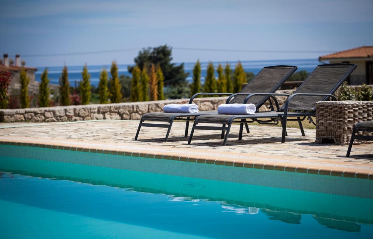 Stigmes Villas & Suites Nea Skioni Eksteriør billede