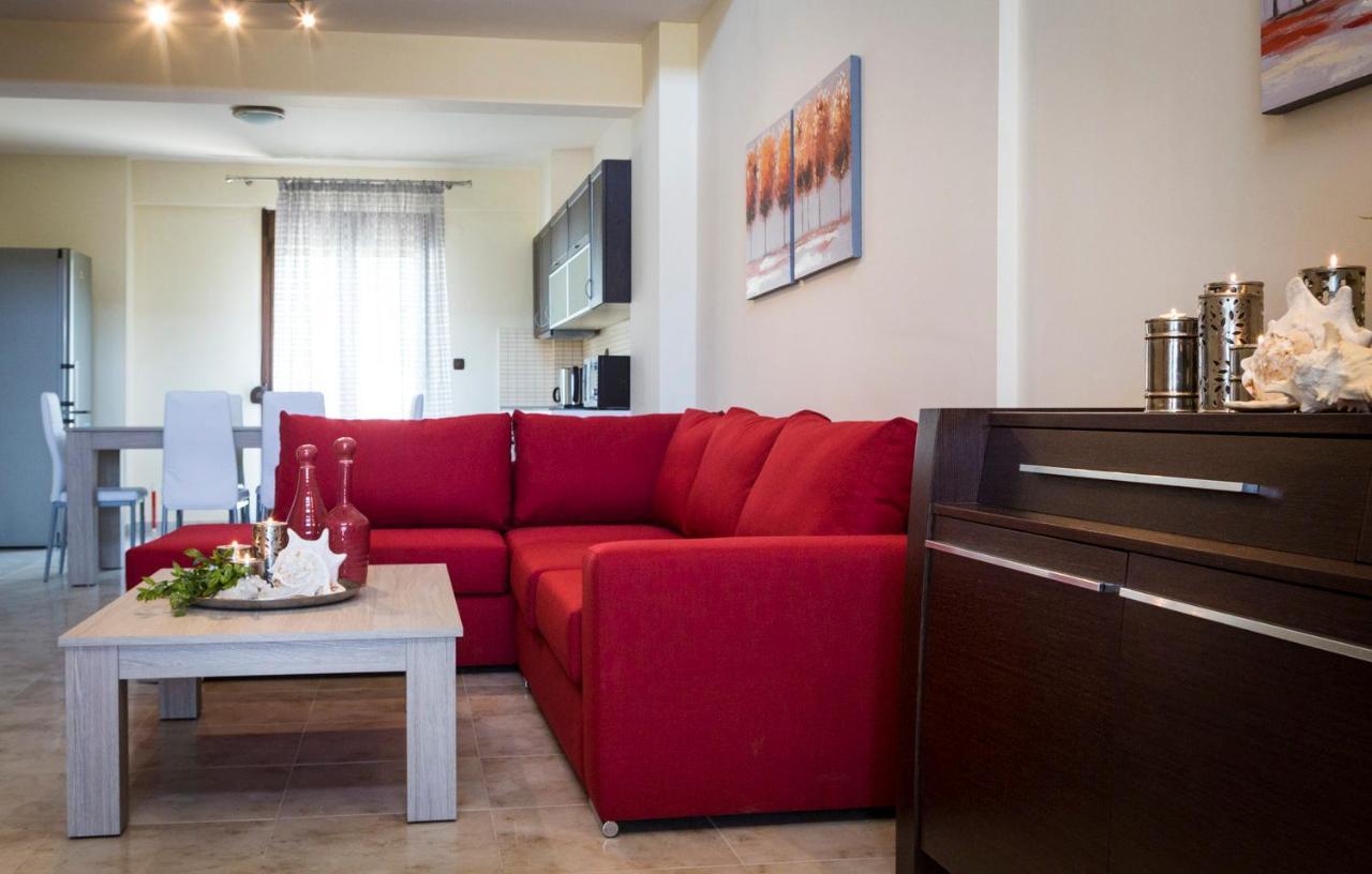 Stigmes Villas & Suites Nea Skioni Eksteriør billede