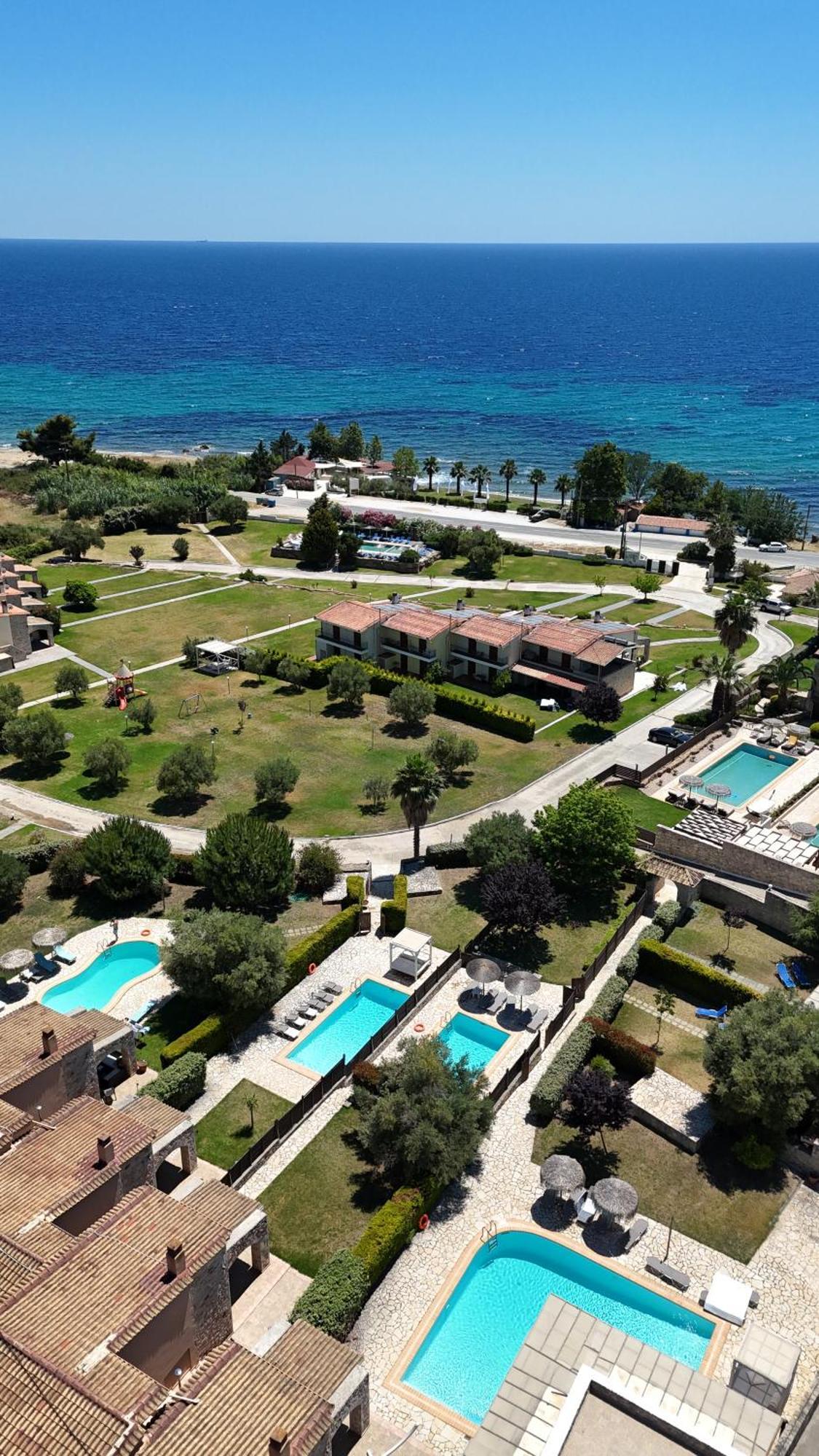 Stigmes Villas & Suites Nea Skioni Eksteriør billede